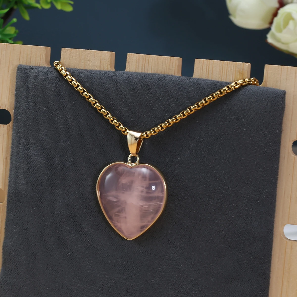 Natural Stone Pendant Necklace Heart Rose Quartz Tiger Eye Stone Link Chain Healing Crystals Stone Charms Necklaces For Women