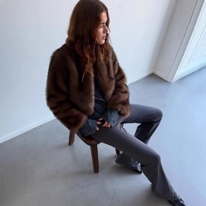 Chaquetas holgadas de piel sintética, cárdigans cortos lisos con cuello redondo, abrigo de felpa marrón, chaqueta peluda de visón sintético informal gruesa y cálida, lujo esponjoso 2025