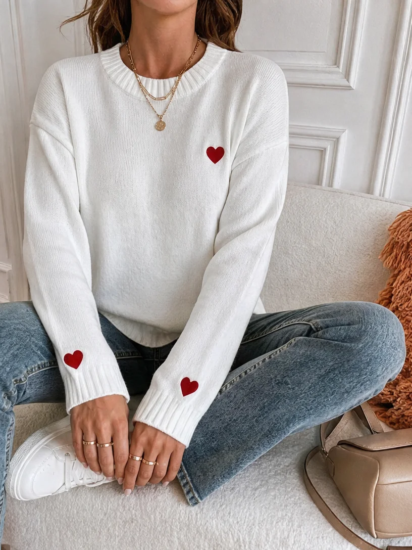 Valentine's Day atmosphere, heart-shaped pattern off-shoulder sweater, round neck, long-sleeved pullover sweater, versatile for
