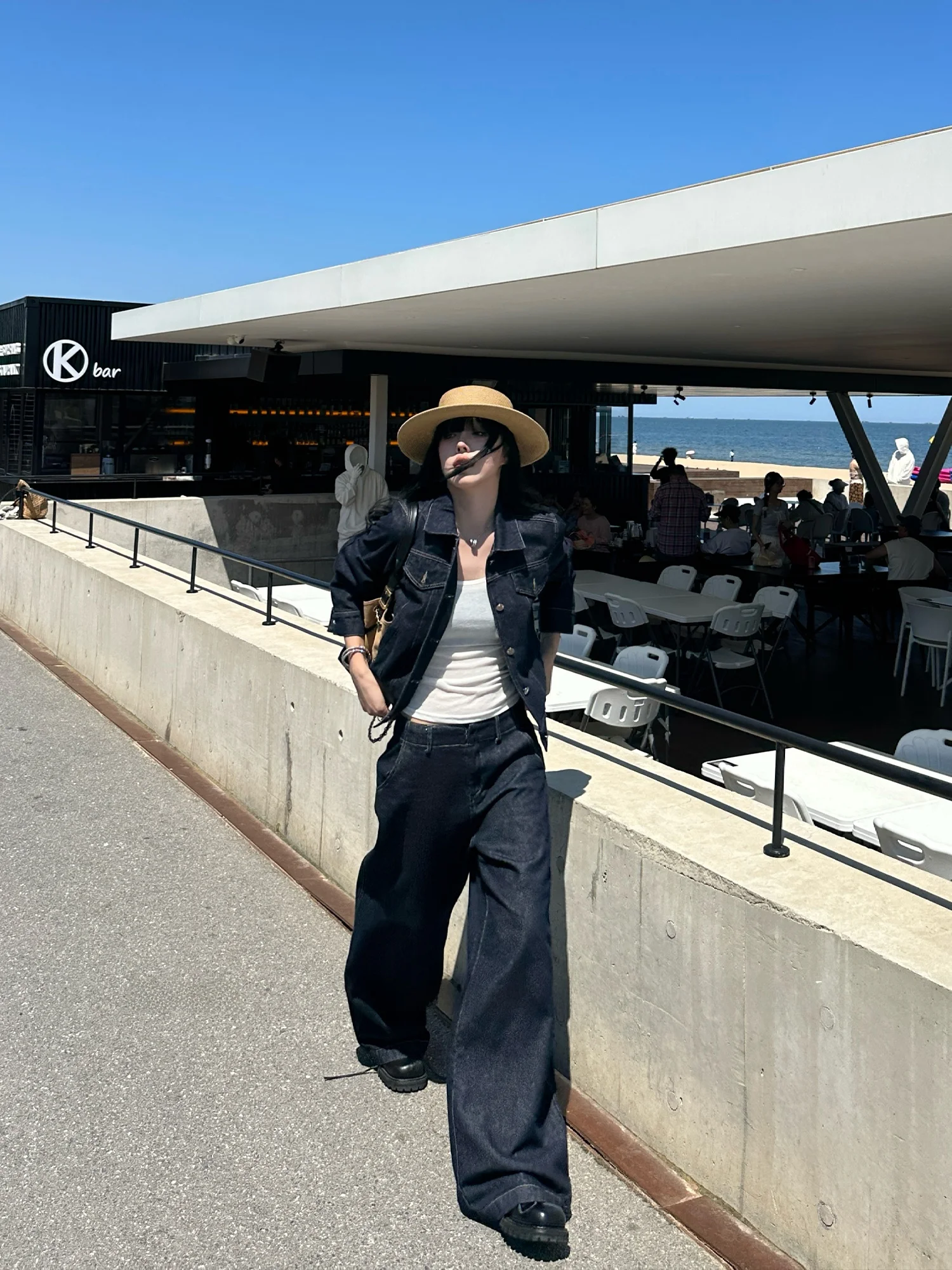 

Комплект из джинсовой куртки и джинсов Falin X в винтажном стиле, женский, оригинальный синий, нелиняющий, из двух предметов, осенняя одежда для взрослых