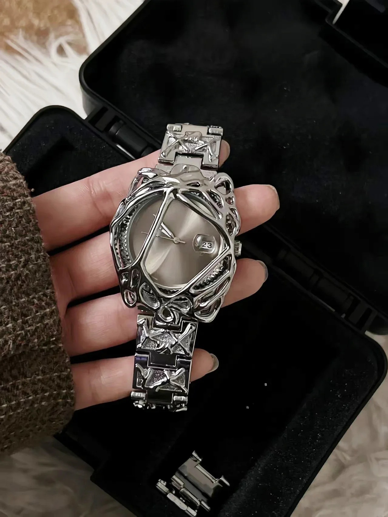Medieval watch spider web venom special-shaped watch niche senior men