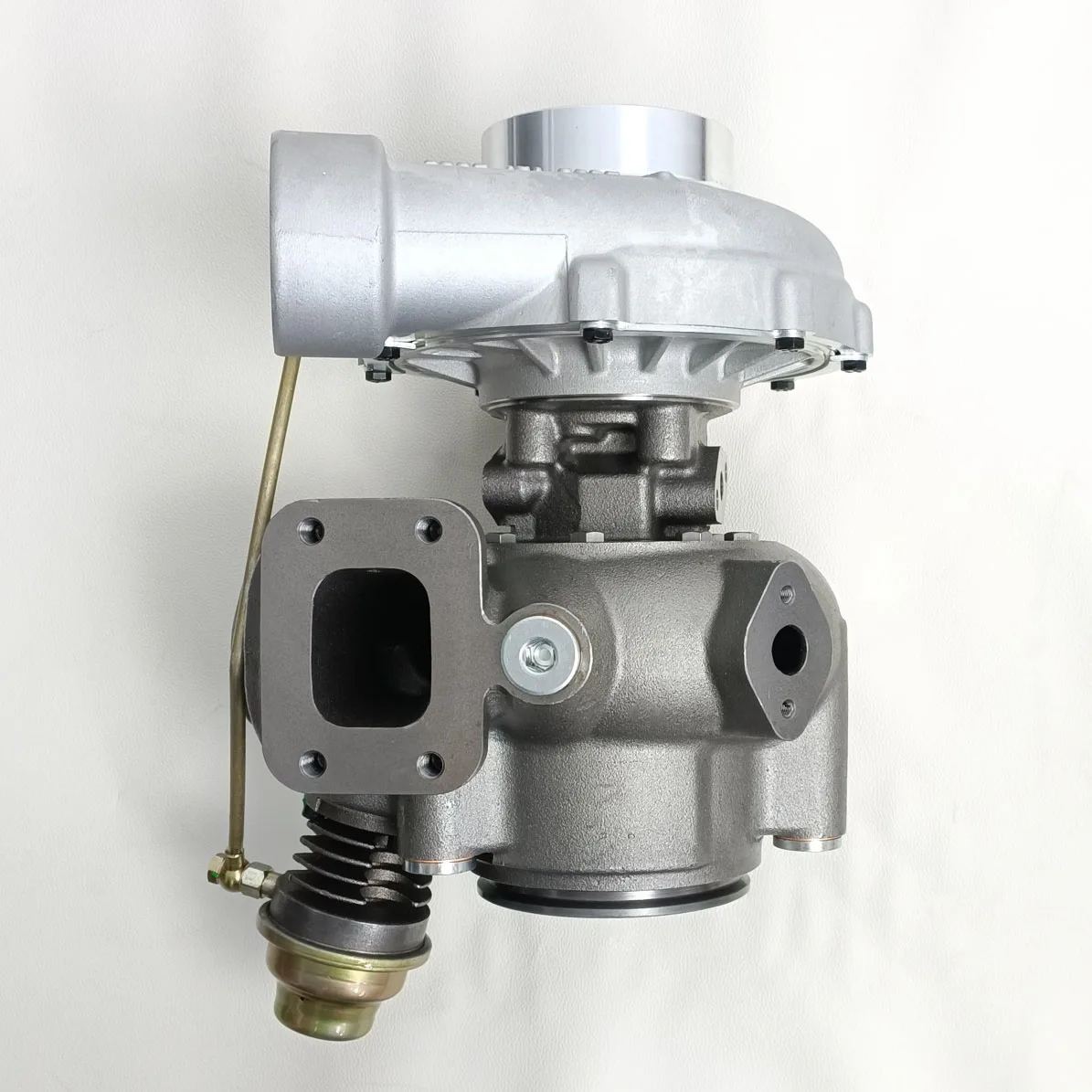 

Turbo K31 53319706704 53319706719 3802139 3827195 3837691 For Vo Lvo Penta Ship With Tamd74p D7m+ Engine 2002-09