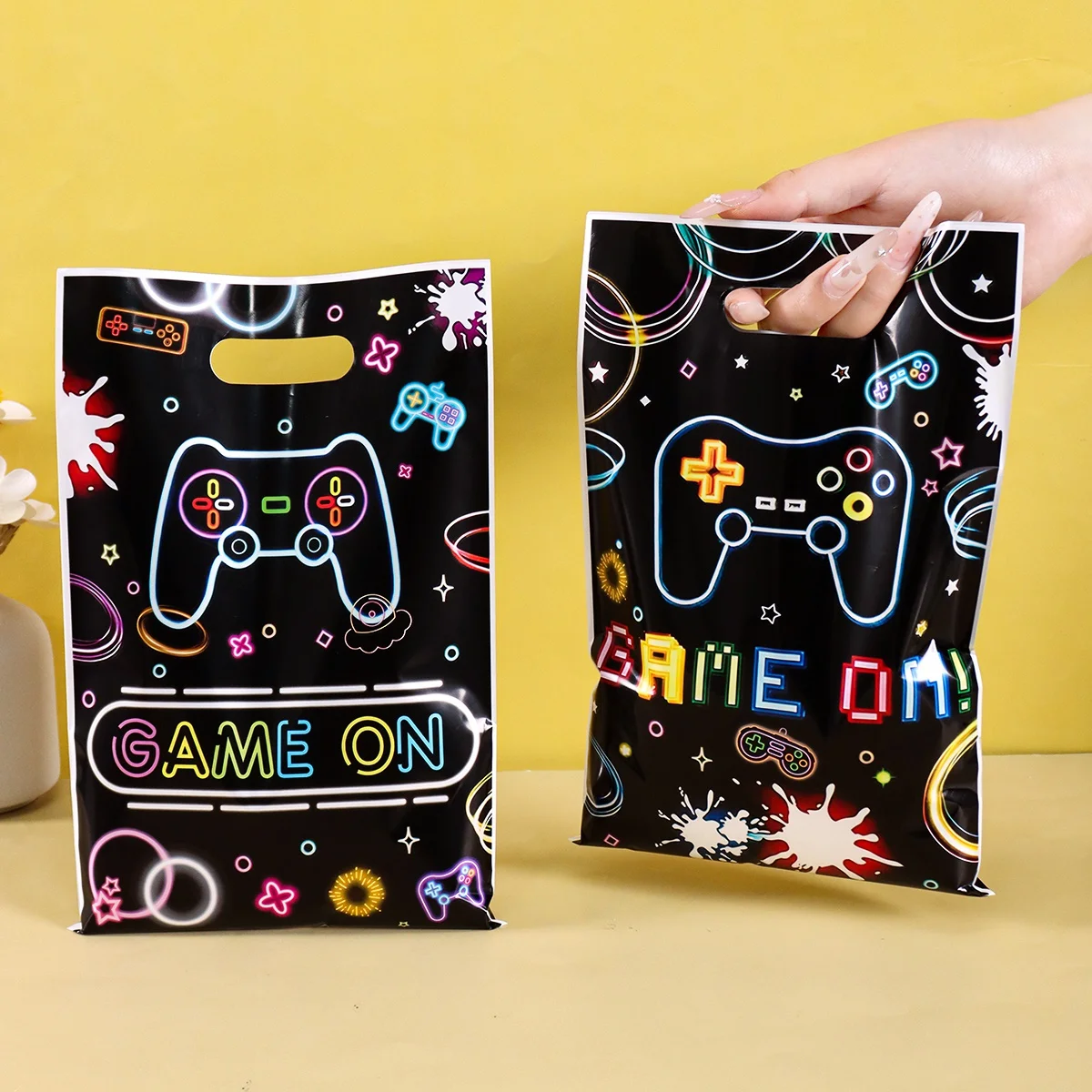 10/20/50 Stück Geschenktüten mit Gaming-Thema, fluoreszierendes Game-on-Design, Plastiktüten für Familientreffen, Geburtstagsfeier-Dekoration