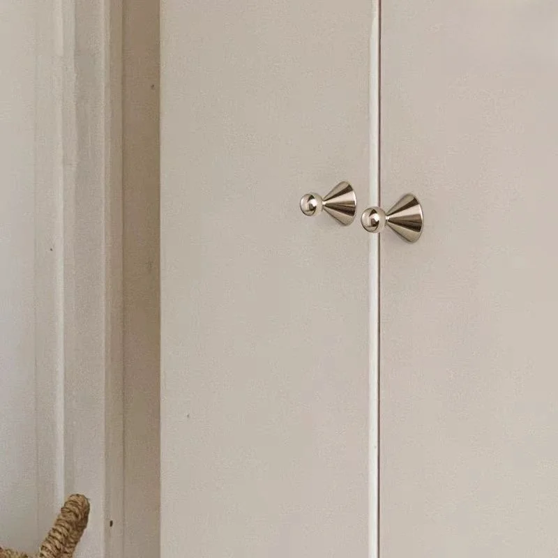 Bright Chorme Furniture Handle Smiling Snowman Cabinet Handles Door Drawer Knobs Single Hole Cupbaord Wardrobe Closet Pulls Diy