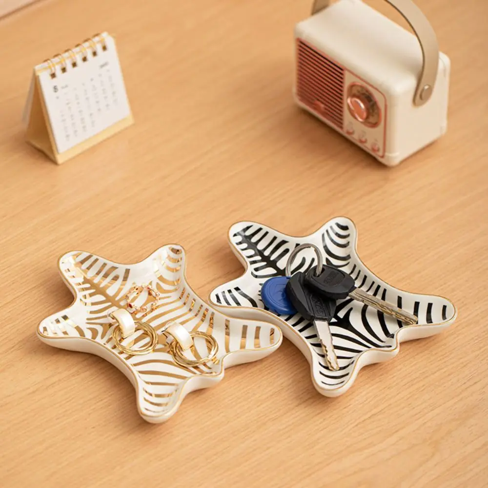 

Ins Style Ceramic Jewelry Tray Portable Creative Bathroom Storage Tray Multi-Function Simple Storage Plate Cake