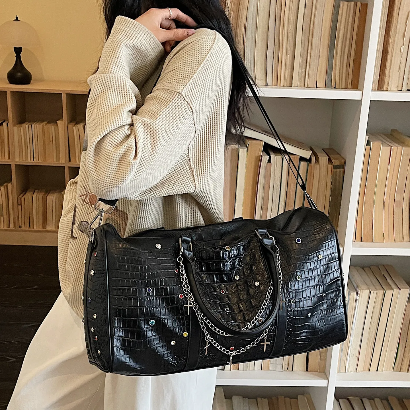 borsa-a-tracolla-da-donna-alla-moda-in-stile-street-borsa-da-viaggio-per-brevi-spostamenti-piccola-borsa-con-motivo-a-gemme-di-diamante-e-texture-coccodrillo
