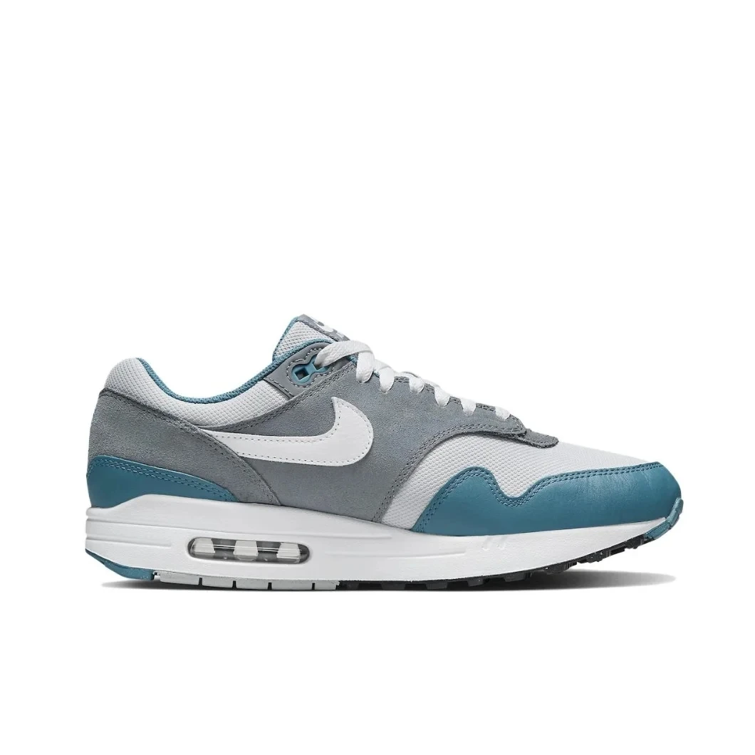 Nike new listing Air Max 1 men and women comfortable versatile low top casual running shoes white and black color scheme