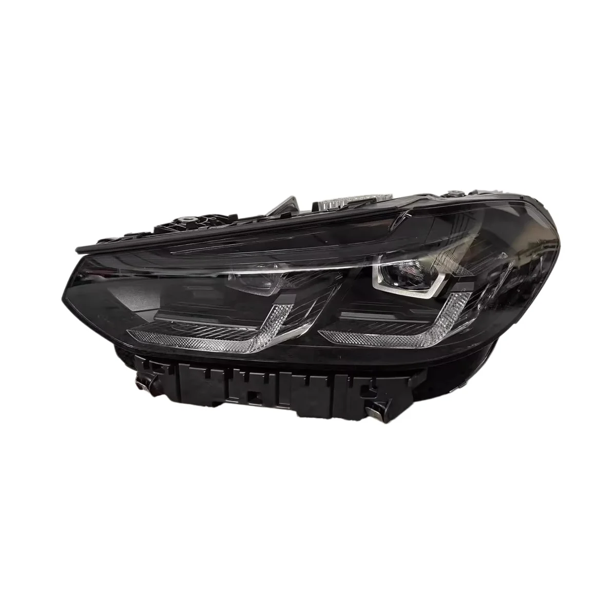 

1 шт. для фар BMW G01 2022-2024 X3 X4 G02, светодиодная фара с яркой полосой, черная, версия для ЕС