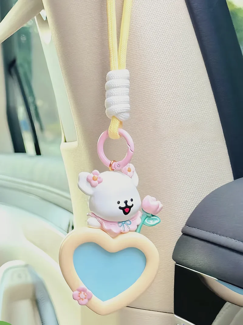 Auf Lager Echte Malteser Linie Hund Garten Serie Auto Duft Anhänger Blind Box Rucksack Anhänger Nette Malteser Anhänger Dekoration