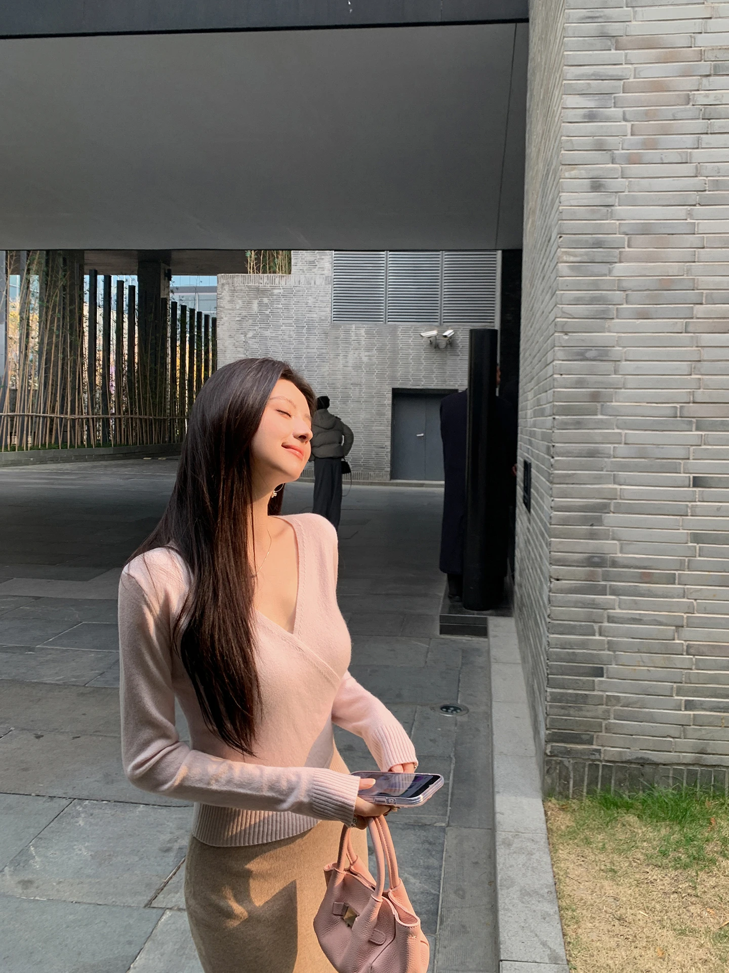 

Sli Overlap V-Ne Warm Soft Camere Wool Slim Fit Knitted Base irt Sweater Women Winter New Arrival Commute Sle