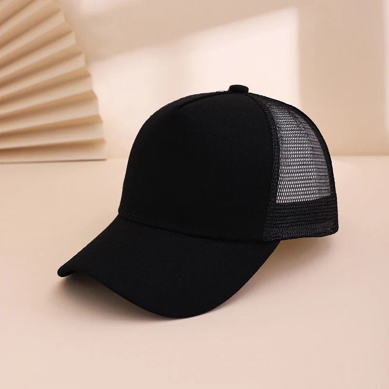 Solid-color mesh baseball cap - stylish outdoor beanie hat suitable for hiking and mountain climbing, providing shade.