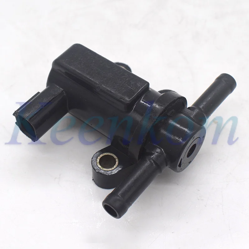 لنيسان إنفينيتي 4.0L 5.6L علبة بخار تطهير صمام التحكم في الفراغ الملف اللولبي OE # 14930-7S000 149307 S000 14930 7S000.