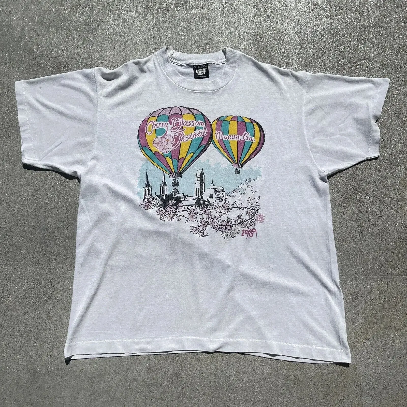 Camiseta del Festival de los Flores de Cerezo Macom GA 1989, diseño vintage de globo aerostático, estilo lavado, top de moda para uso diario, ropa urbana