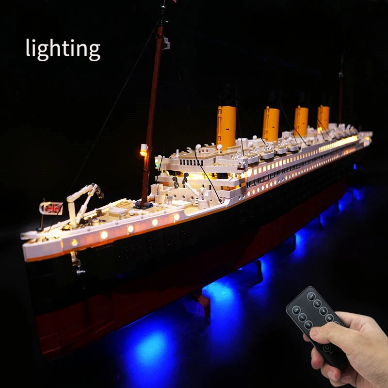 LED-Licht-Set für kreatives 10294, Titanic Royal Cruise Boat, klassischer Film, Schiffsmodell, Sammlerfiguren, Steine (nur das Licht)