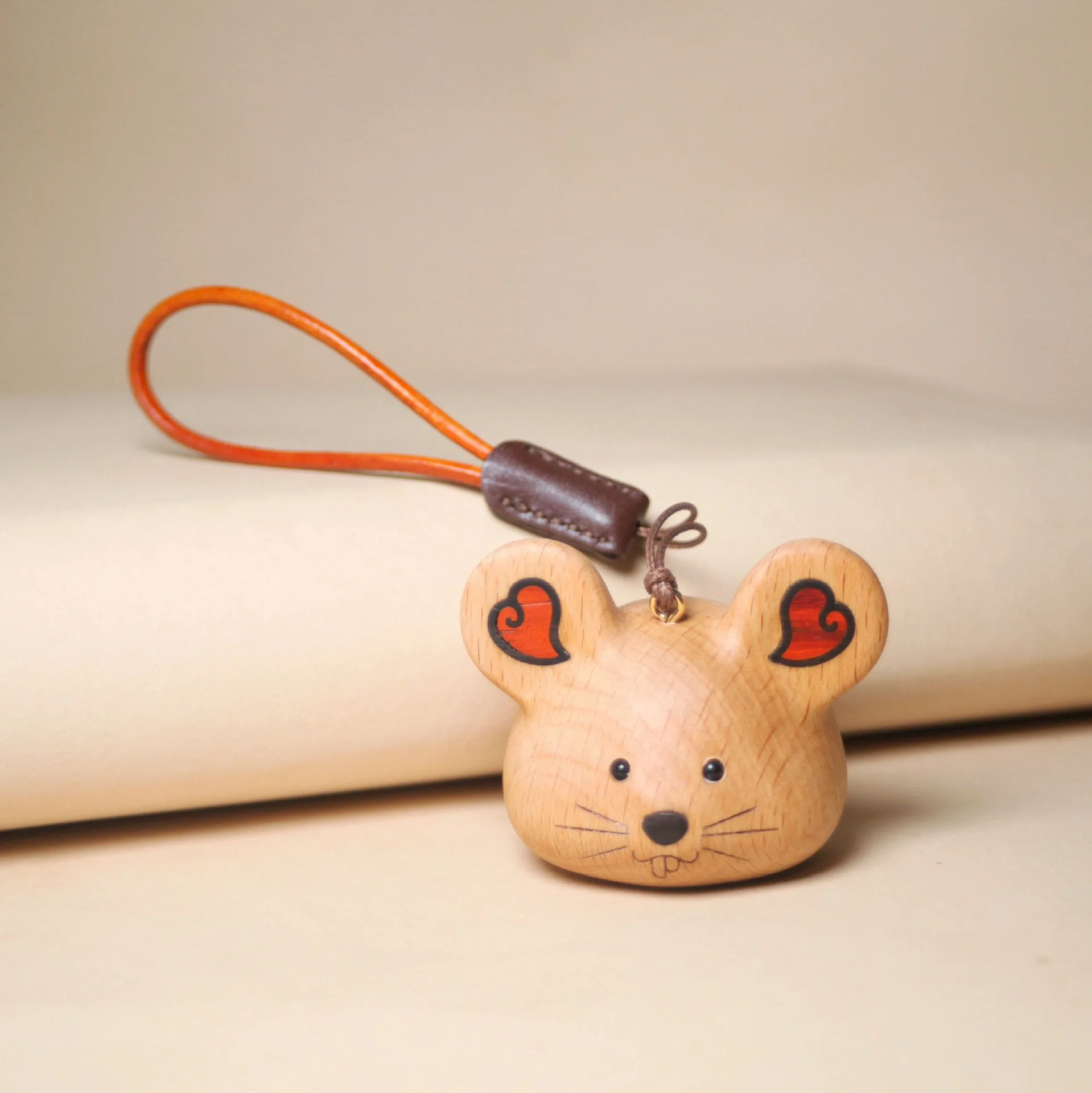 Beech Wood Cute Zodiac Rat Keychain Money Heart Rat Bag Charm Hand‑in‑Hand Wenwan Stress Relief Pendant Souvenir Gift