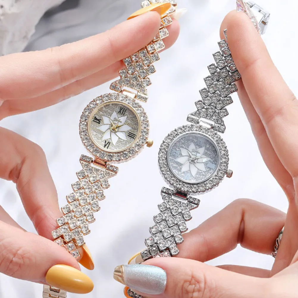 

Женские кварцевые часы с полным бриллиантовым покрытием, элегантный дизайн со стразами, изысканные повседневные модные часы для ежедневного использования