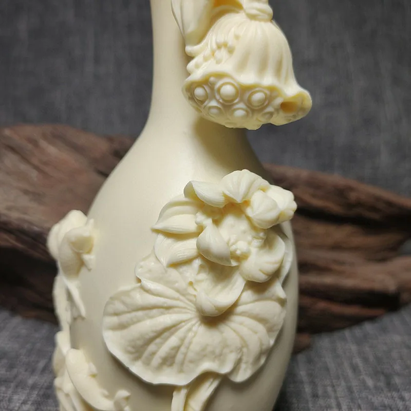 Ivory Nut Vase Three-Dimensional Carving Carp Play Lotus Bottle Ornaments  Home Living Room Soft Decorations Creative Furnishing