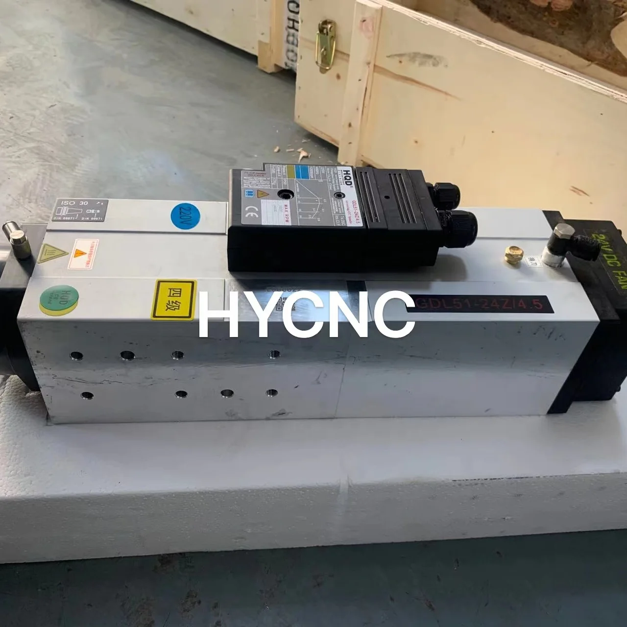 4.5 Kw Atc Spindle Iso30 Motor Bt30 4.5kw 230v تبريد الهواء Gdl51-30-24z/4.5 Kw Hqd Cnc راوتر باستخدام