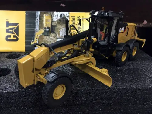 Diecast Masters 85519 12M3 Motor Grader 1/50 Scale DieCast Model Toy