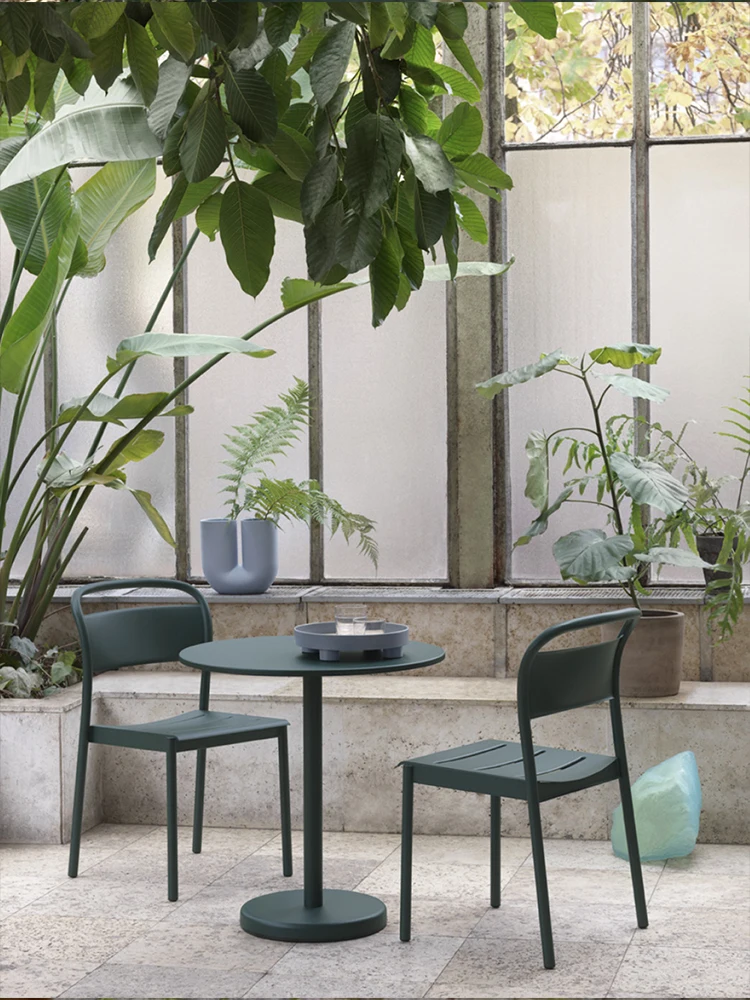 Outdoor table and chair combination coffee house courtyard terrace garden villa dining