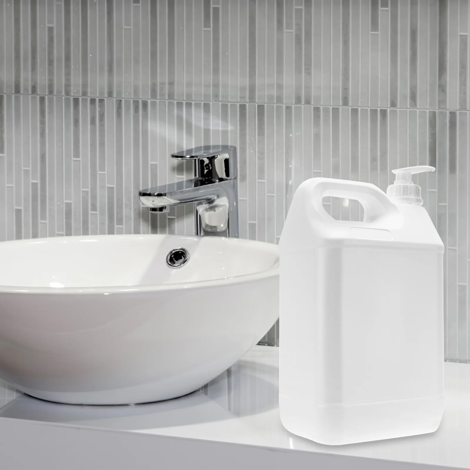 Botella dispensadora de prensa de 5L, bomba de tubo largo de boca ancha rellenable reutilizable para almacenamiento de productos químicos y cosméticos de jabón líquido