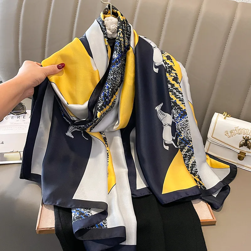 Horse Printed Satin Scarf Vintage Color Block Shawl Imitation Silk Windproof Head Wrap Classic Travel Beach Towel