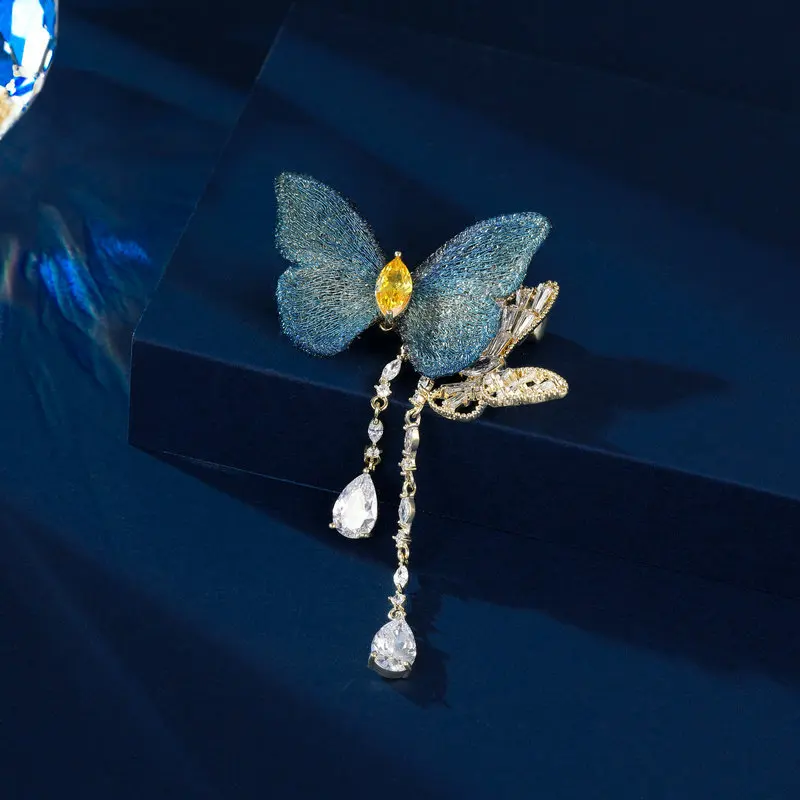 

New Product Personalized Design Versatile Exquisite Corsage Pin Coat Accessory Flying Together Embroidered Tassel Butterfly Broo