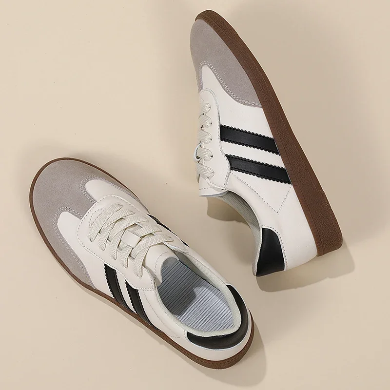 2024 Flat Luxury Shoes Women Autumn New Classic Ladies Sneakers Women Leather Retro Low Cut Lace-up Casual Round Toe Grey White