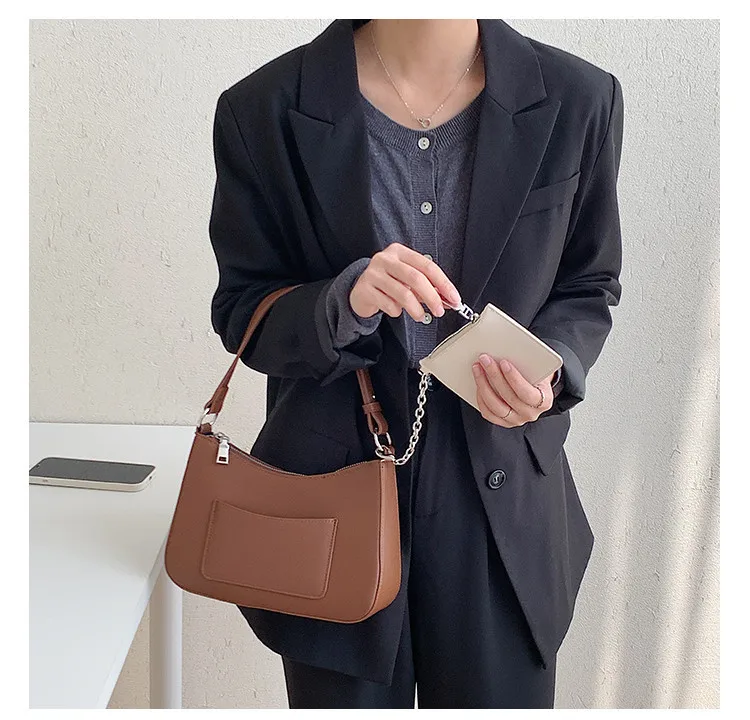 Women's Bag 2022 New Diagonal Straddle Bag Versatile Chain Fashion Niche Creative Color Contrast Single Shoulder Square Bag