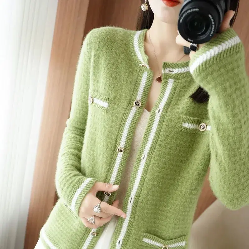 

Весенне-осенний новый модный свитер с круглым вырезом и длинными рукавами, женский уличный повседневный кардиган на пуговицах в стиле пэчворк, элегантные шикарные топы