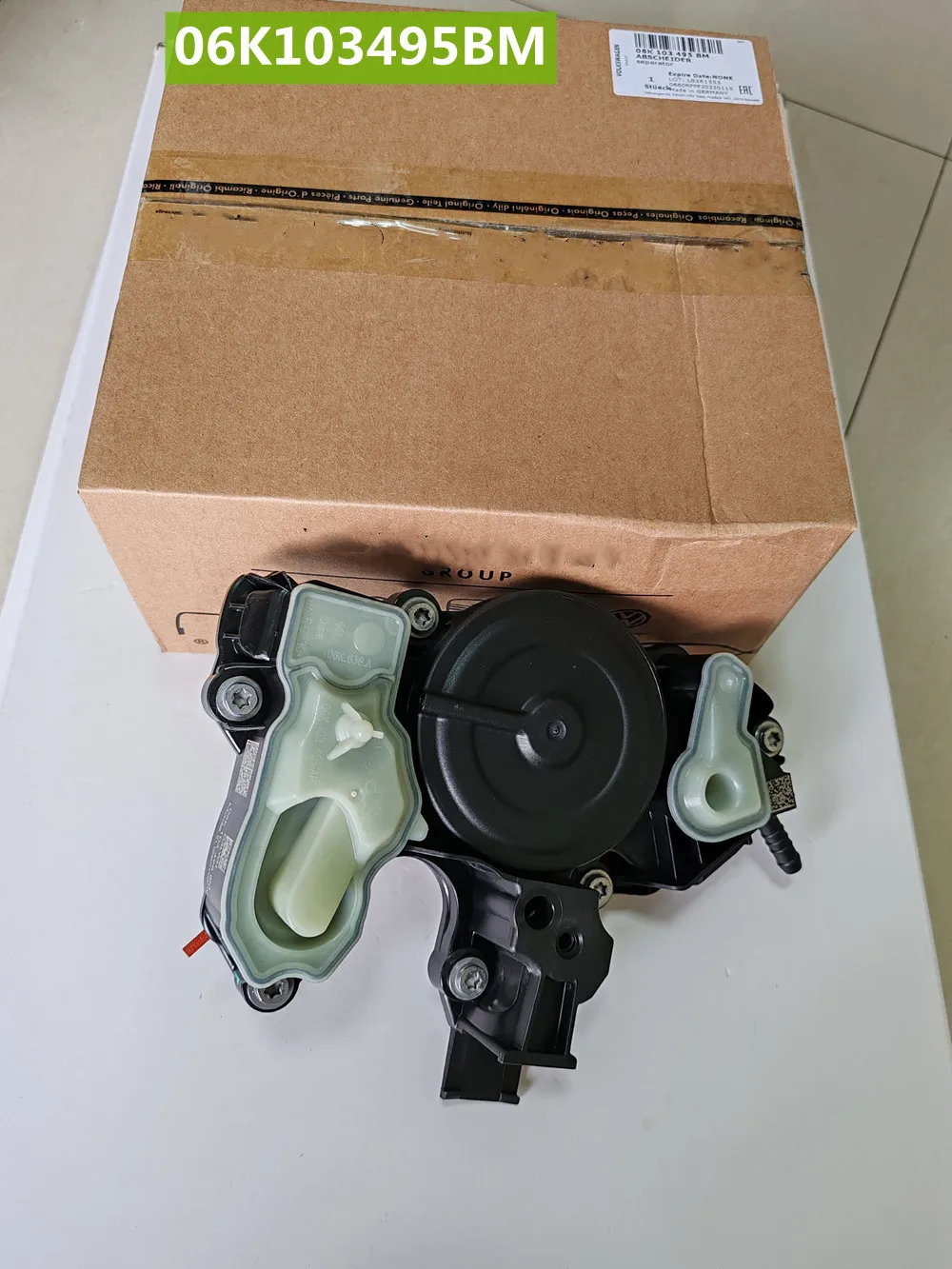 

Genuine OEM 06K103495BM,06K103495AA,06K103495AG Crankcase ventilation valve PCV Oil Separator For VW Golf R Audi S3 - 2.0 Petrol