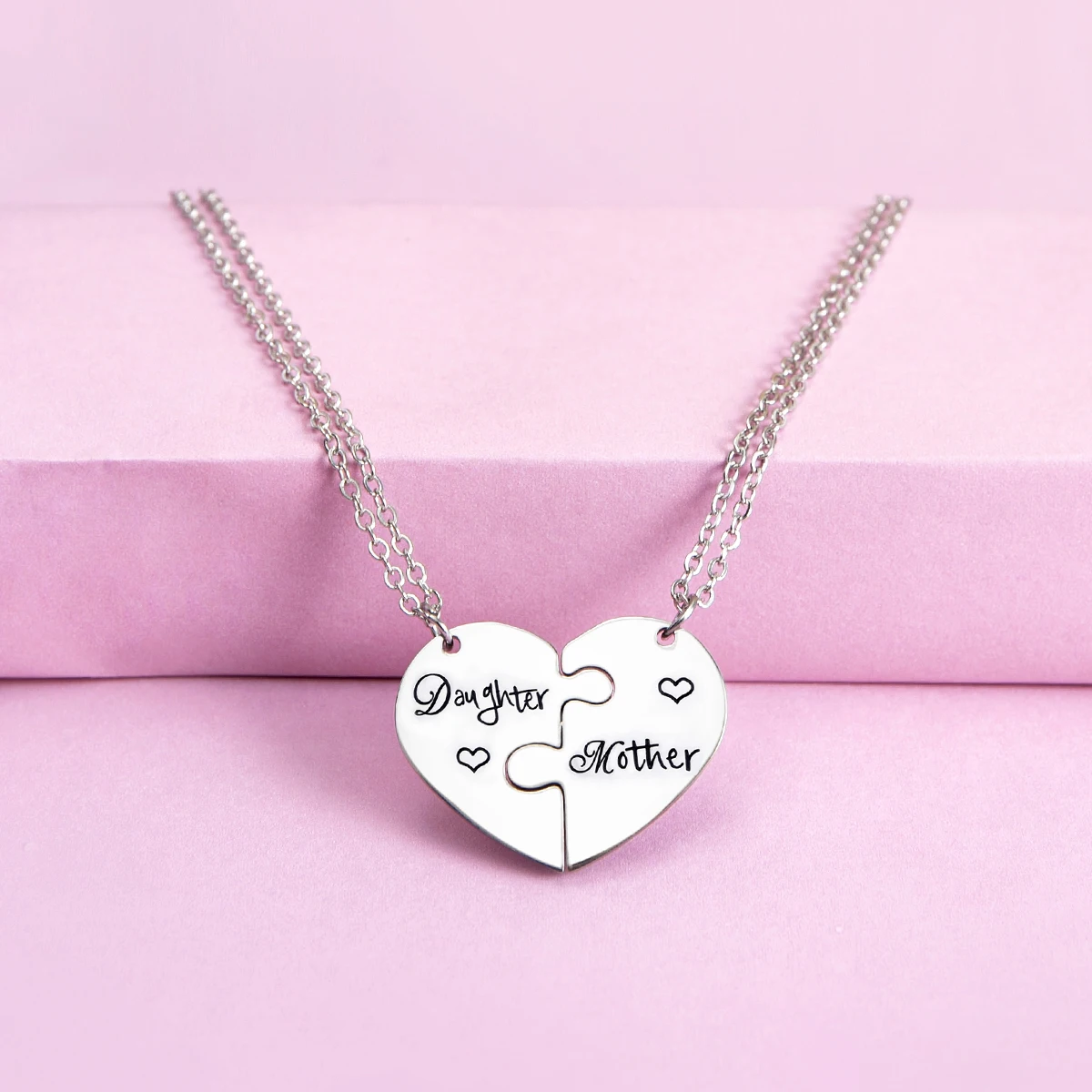 2 Pcs/Set Dad Daughter Mother Necklace Stainless Steel Heart Puzzle Pendant Necklace