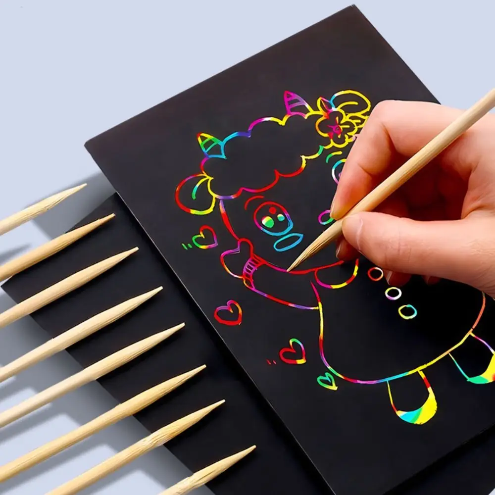 Set Kartu Kertas Seni Goresan Pelangi Kreatif Stensil Grafiti Warna-warni DIY Papan Gambar Mainan Kit Kartu Goresan Doodle Pendidikan