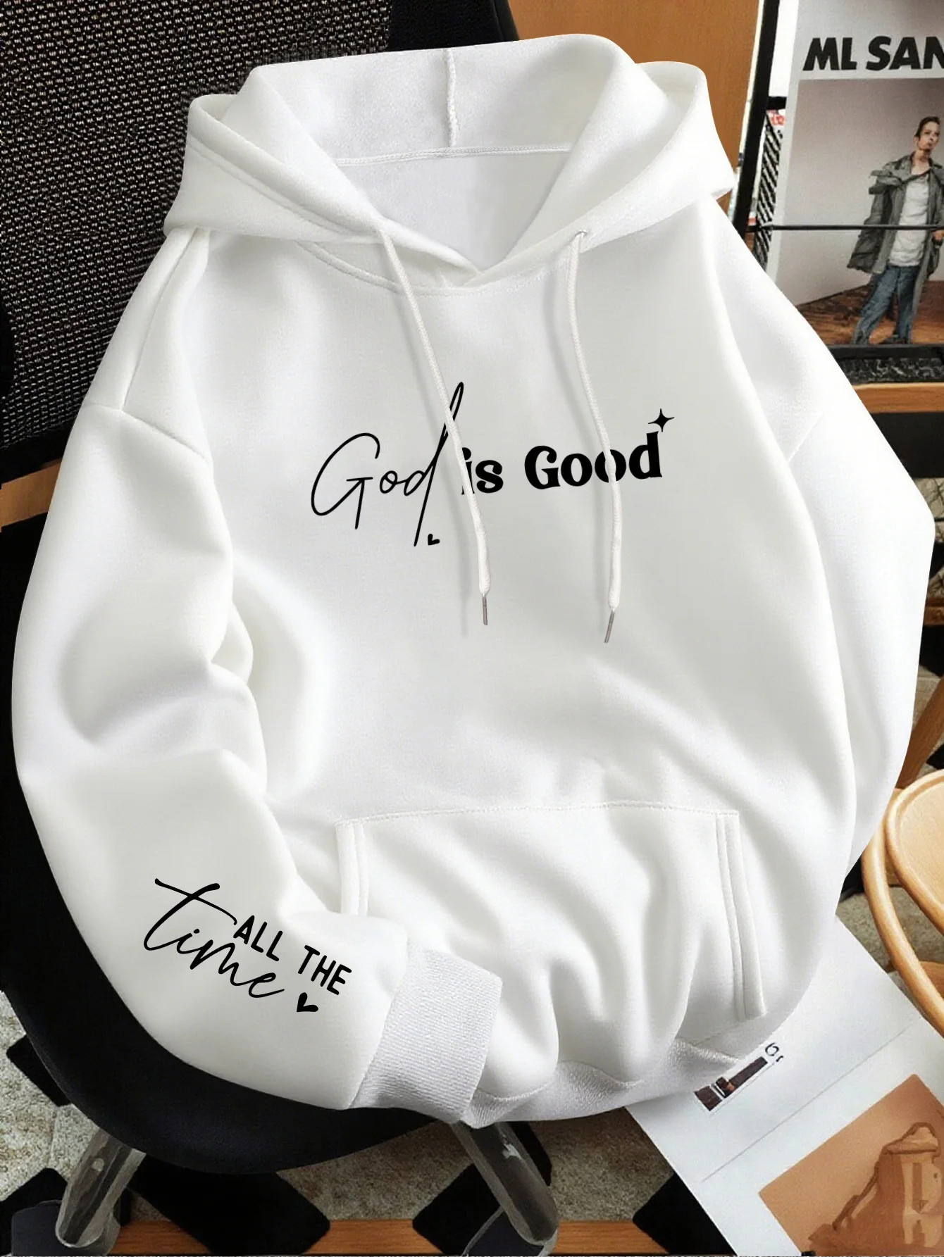 Men's Autumn/Winter Simple and Stylish Hooded Sweatshirt, Suitable for Casual Wear, Parties, and Outerwear