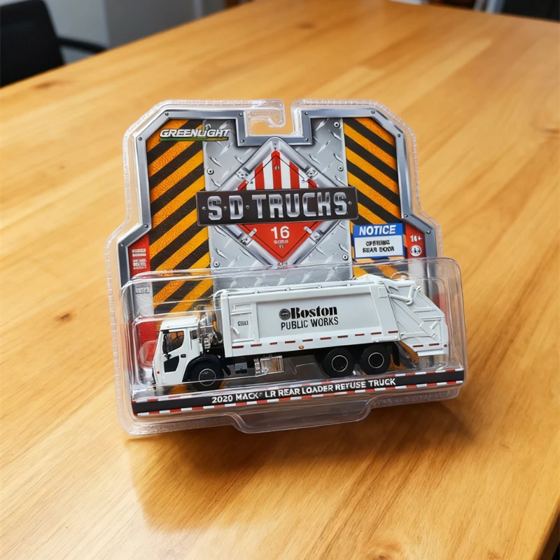 

GreenLight 1:64 2020 Mack LR Electric Rear Loader Refuse truck Simulation mini alloy car model decoration gift toy