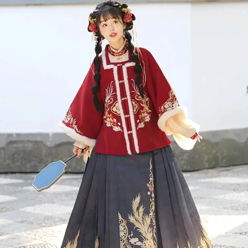 

Новогодняя женская куртка Hanfu с квадратным воротником, платье-лошадь, утолщенный осенне-зимний костюм