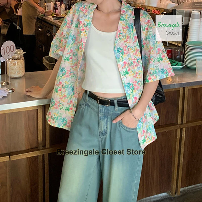 Japanese pastoral oil painting floral shirt female summer new fashion temperament dopamine wear Joker casual chiffon top.
