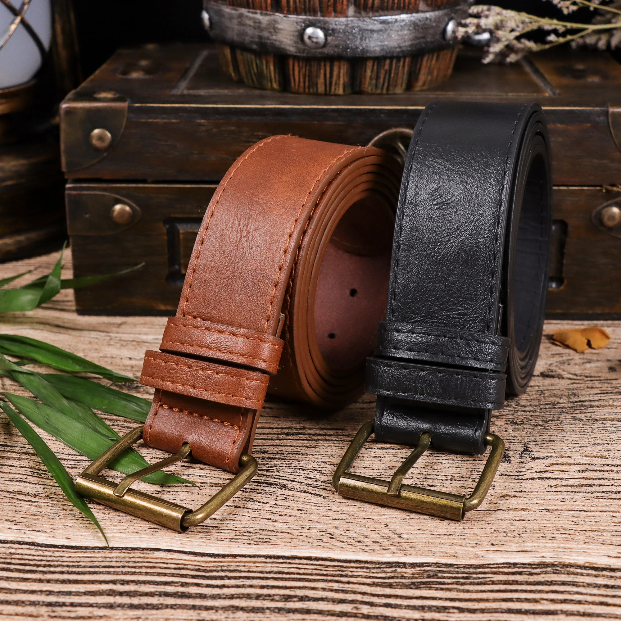 Mittelalterliches Wikinger-Hän – Costumes Bewertung und Preis