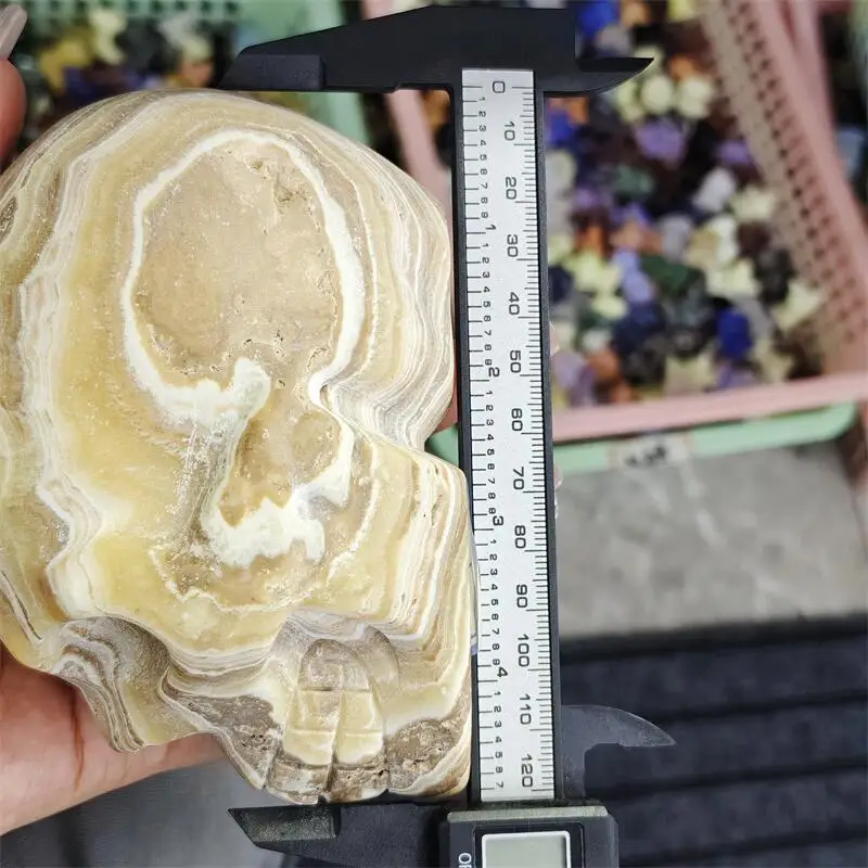 Natural Calcite Skull Carving Polished Quartz Healing Stones Gemstones For Home DIY Decoration Gift 1pcs
