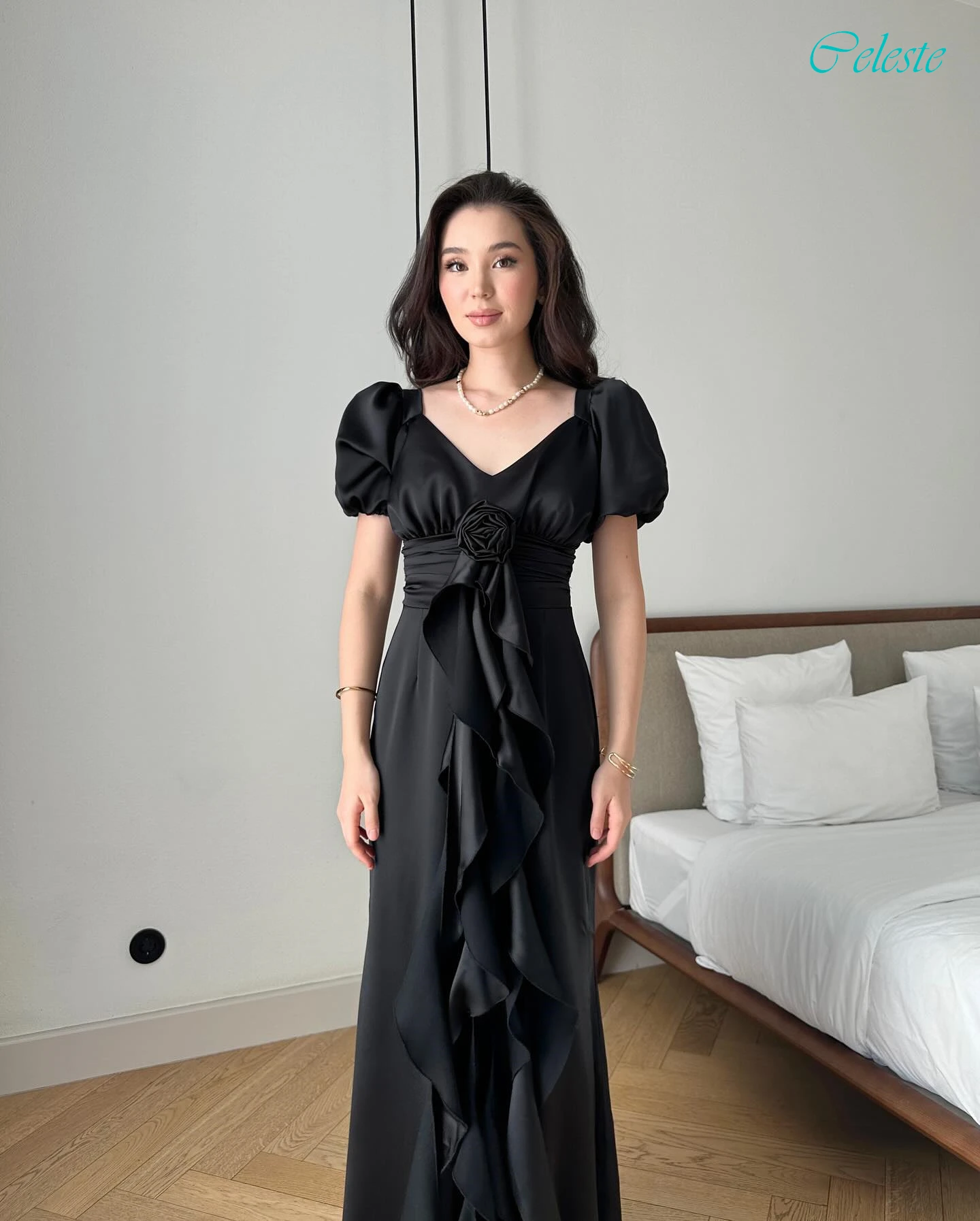 Customized Straight V-Neck Elegant Formal Evening Dress and Fashion Temperament Celebrity Gowns Modern High Quality Party Dress