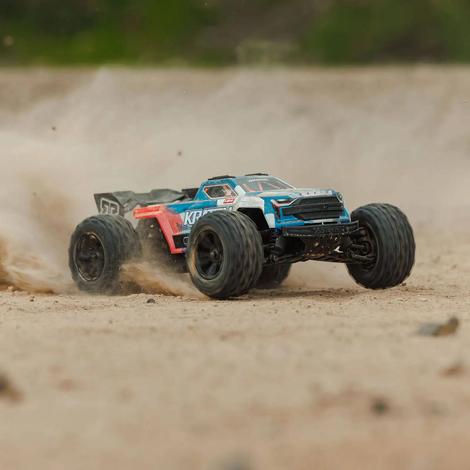 ARRMA 1/16 Mini Kraton 3S BLX 4WD RTR Brushless RC Monster Truck DSC Control Durable Off-Road Bashing Ready-to-Run Hobby Vehicle