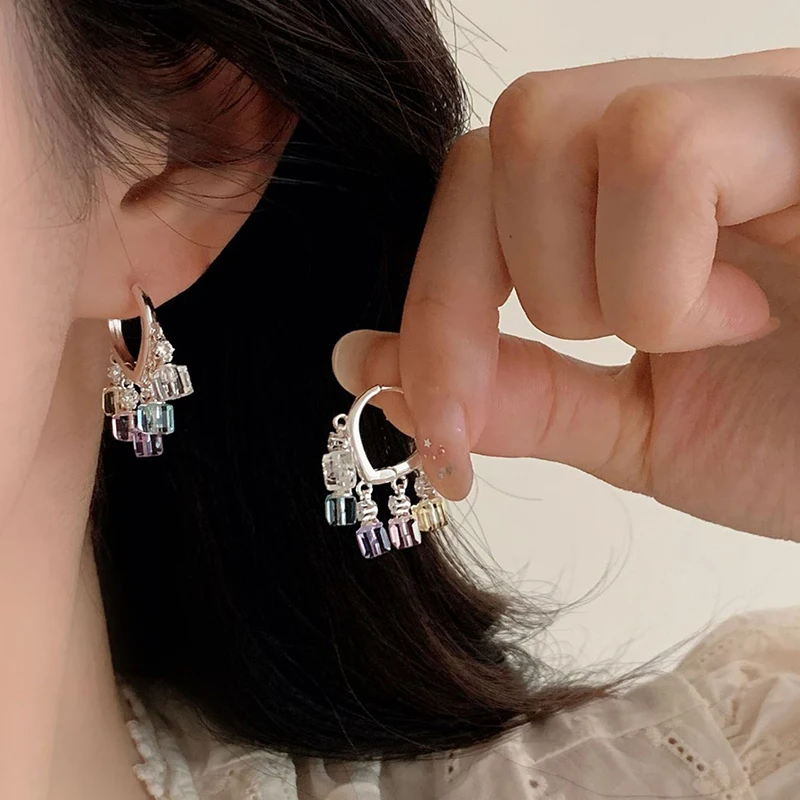 GANPUP Trendige Quadratische Funkelnde Kristall-Ohrhänger für Damen, Modischer Neuer Schmuck mit Verschluss, Geschenk für Party und Hochzeit. – Detail 4
