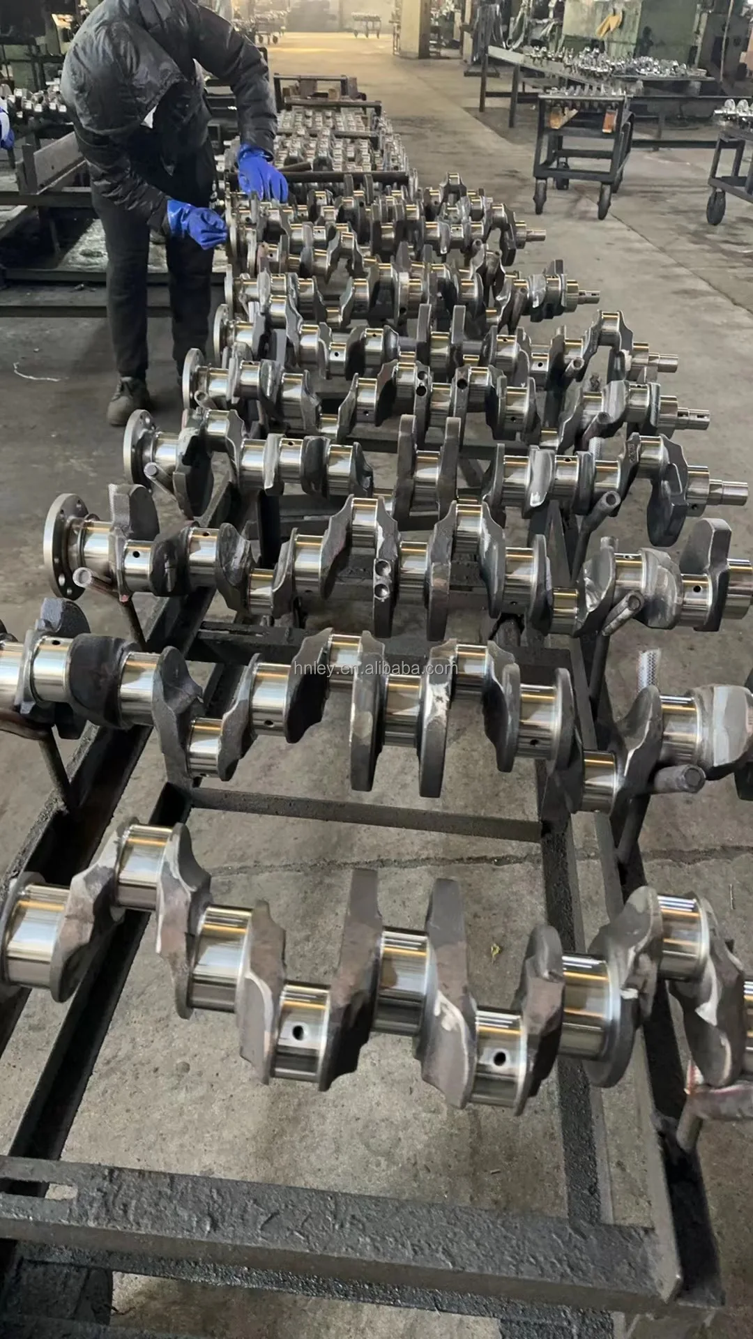 Hot Sale For JEEP 4.0 L6 331 Crankshaft OEM Can Do Customized LOGO JEEP4.0 Crankshaft In Stock Cast