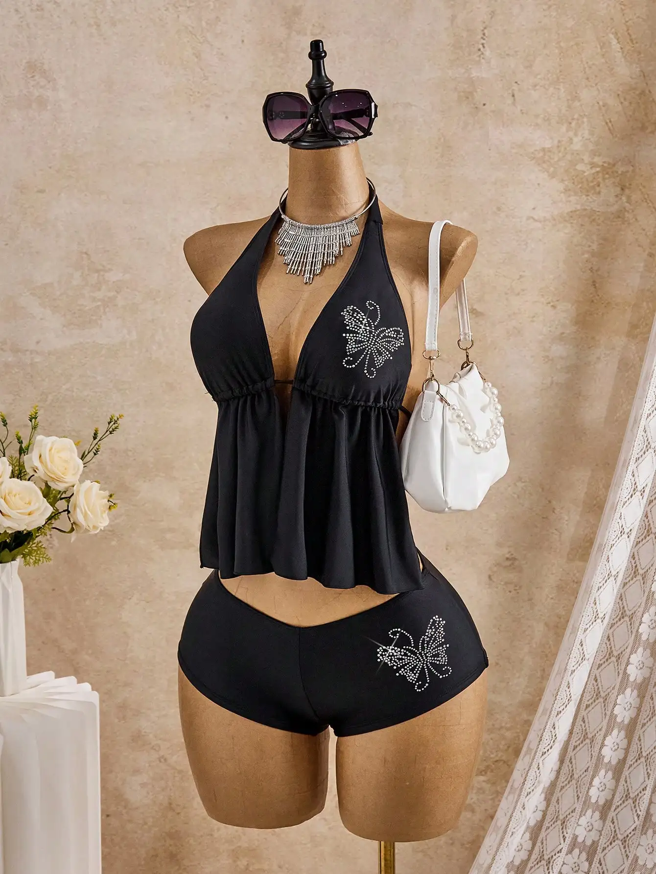 

Black Butterfly Rhinestone Halter Neck Tankini Swimsuit 2 Piece Set For Beach Vacation