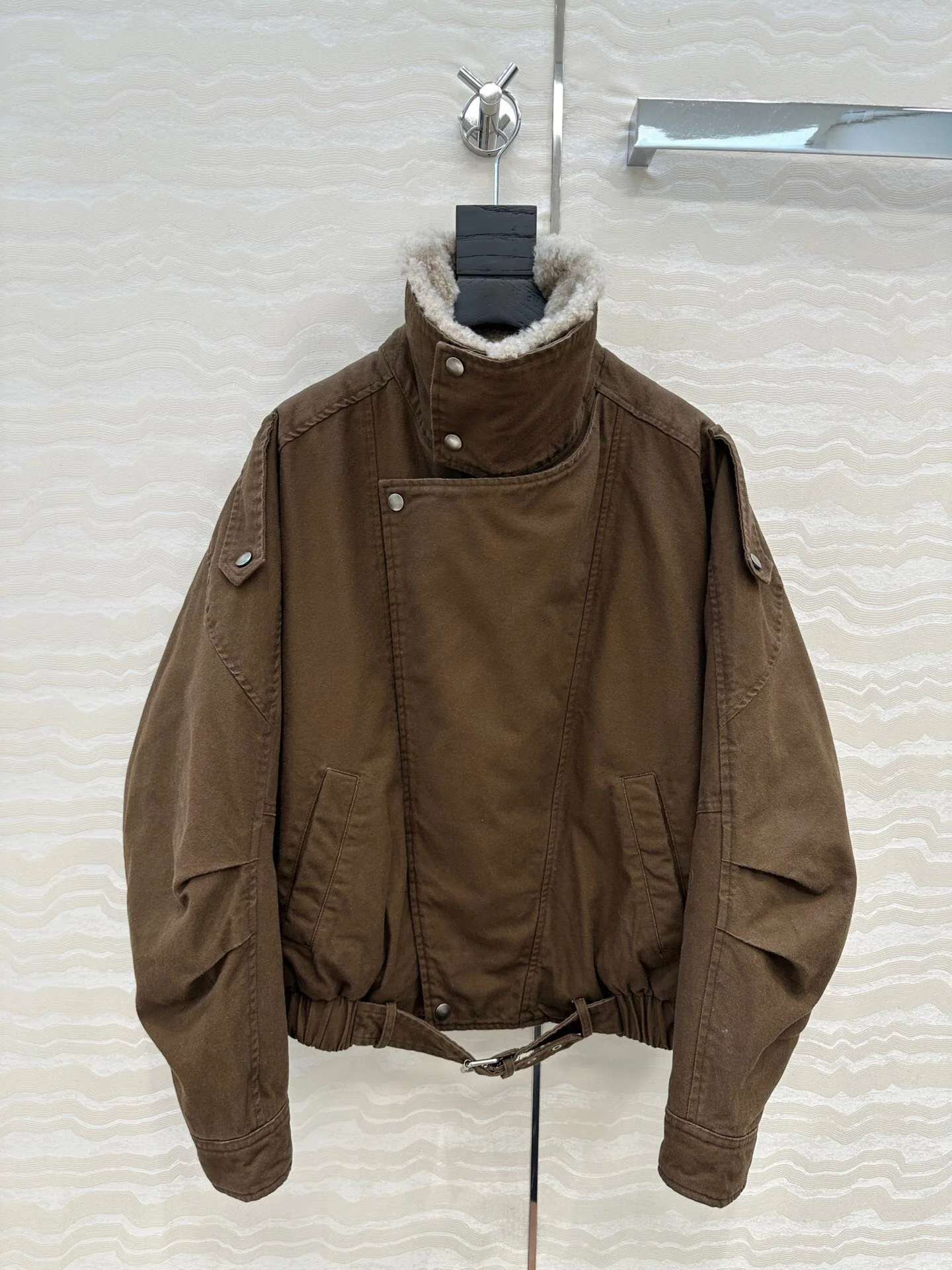 Kaffeebrauner Pelzkragen, mit Entendaunen gefüllte Damenjacke, lockere Daunenjacke, langärmelig, 2026 Winter, neue Damenjacke, Oberbekleidung