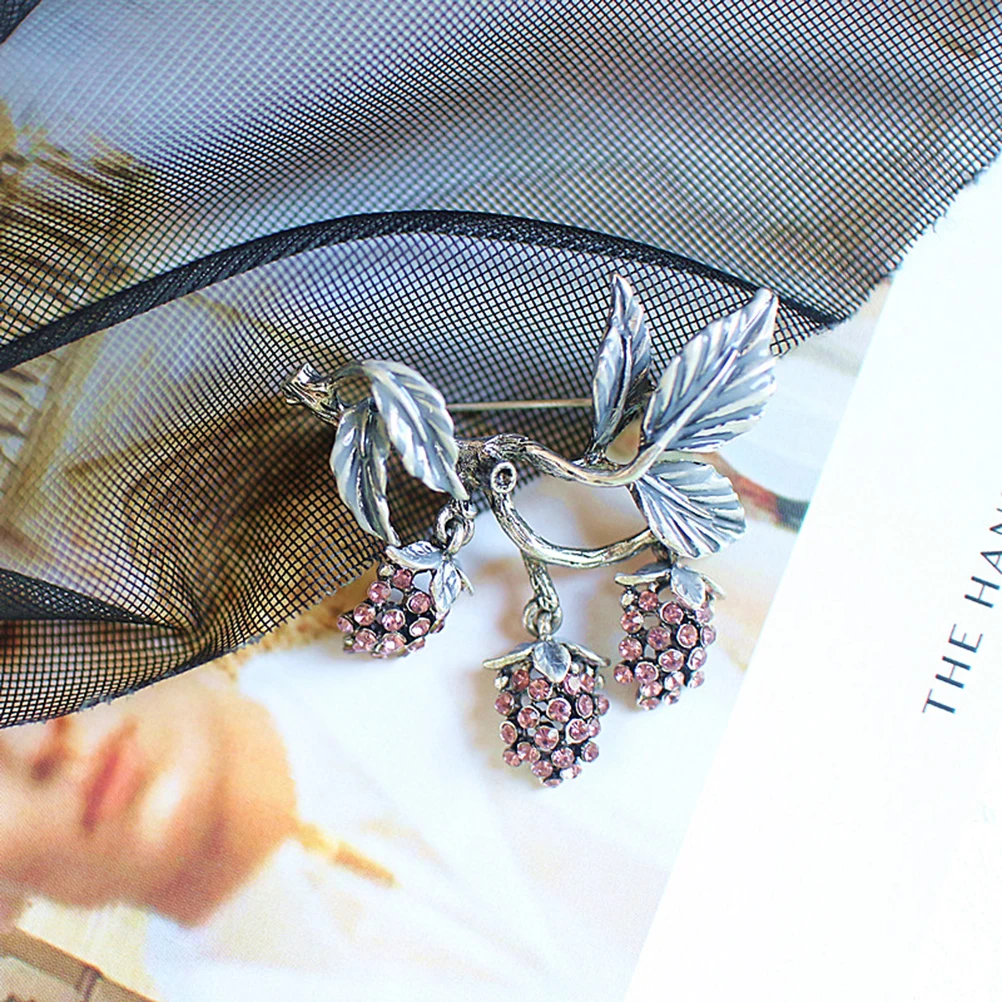 

Corsage Fruit Alloy Brooch Gift Hollow Out Accessories Women Breastpin Parties Leaf