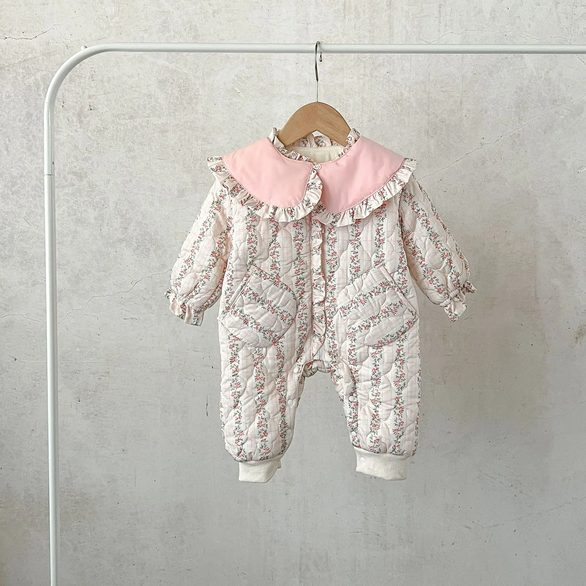 

Floral Lapel and Cotton Rompers Sweet and Lovely Winter Rural Style Casual Fashion with Plush Korean Warm and Thick Rompers