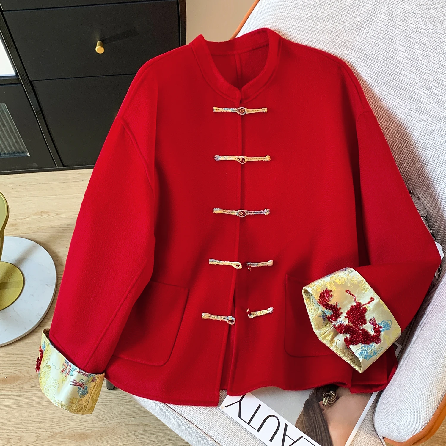 red-chinese-sle-ort-woolen-jaet-with-embroidery-and-patchwork-for-women-autumn-winter-faionable-tang-costume-top