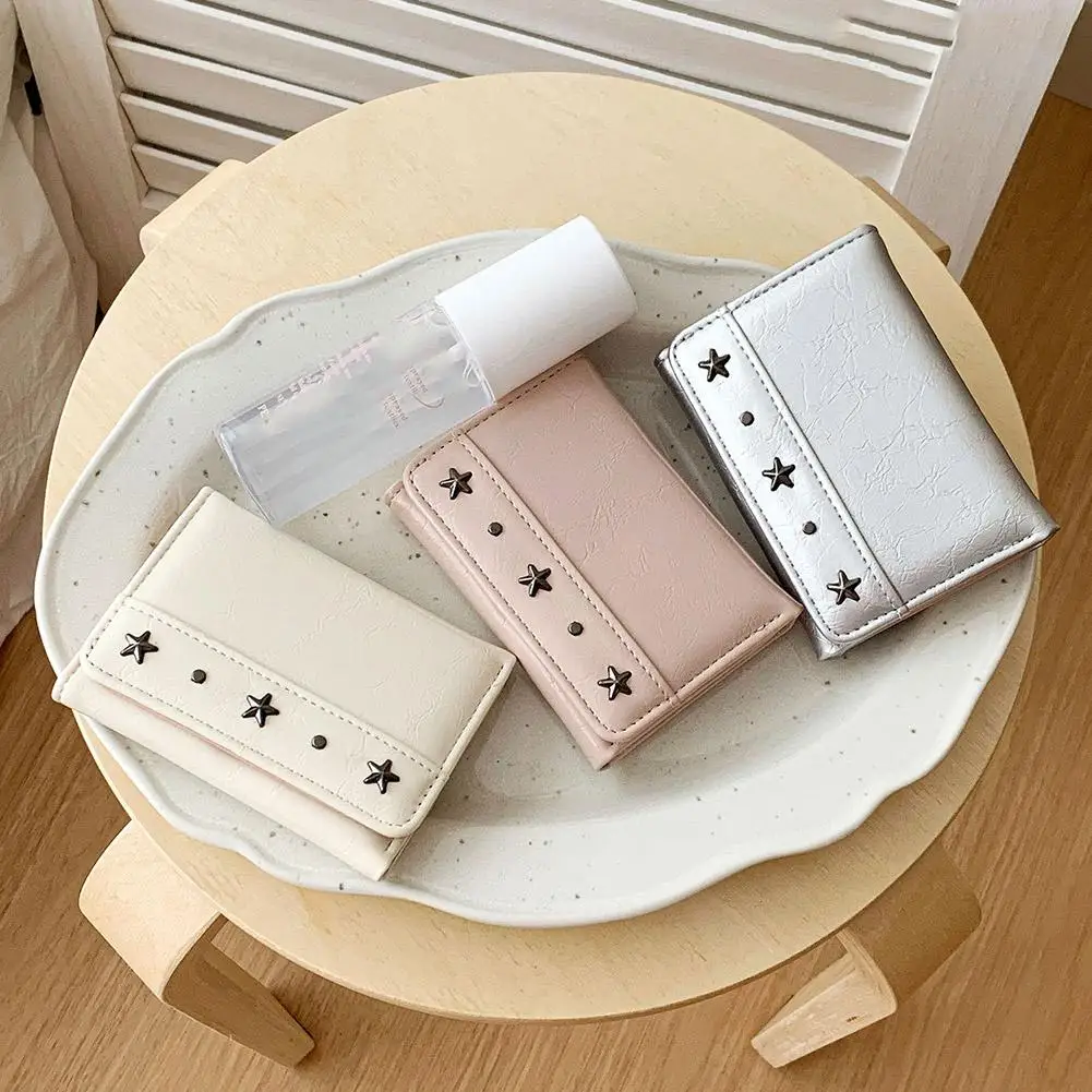 Vintage Style PU Star Rivet Trifold Wallet Ultra Thin Compact Size Coin Pocket Multiple Slots Large Capacity Cash Wallet Travel
