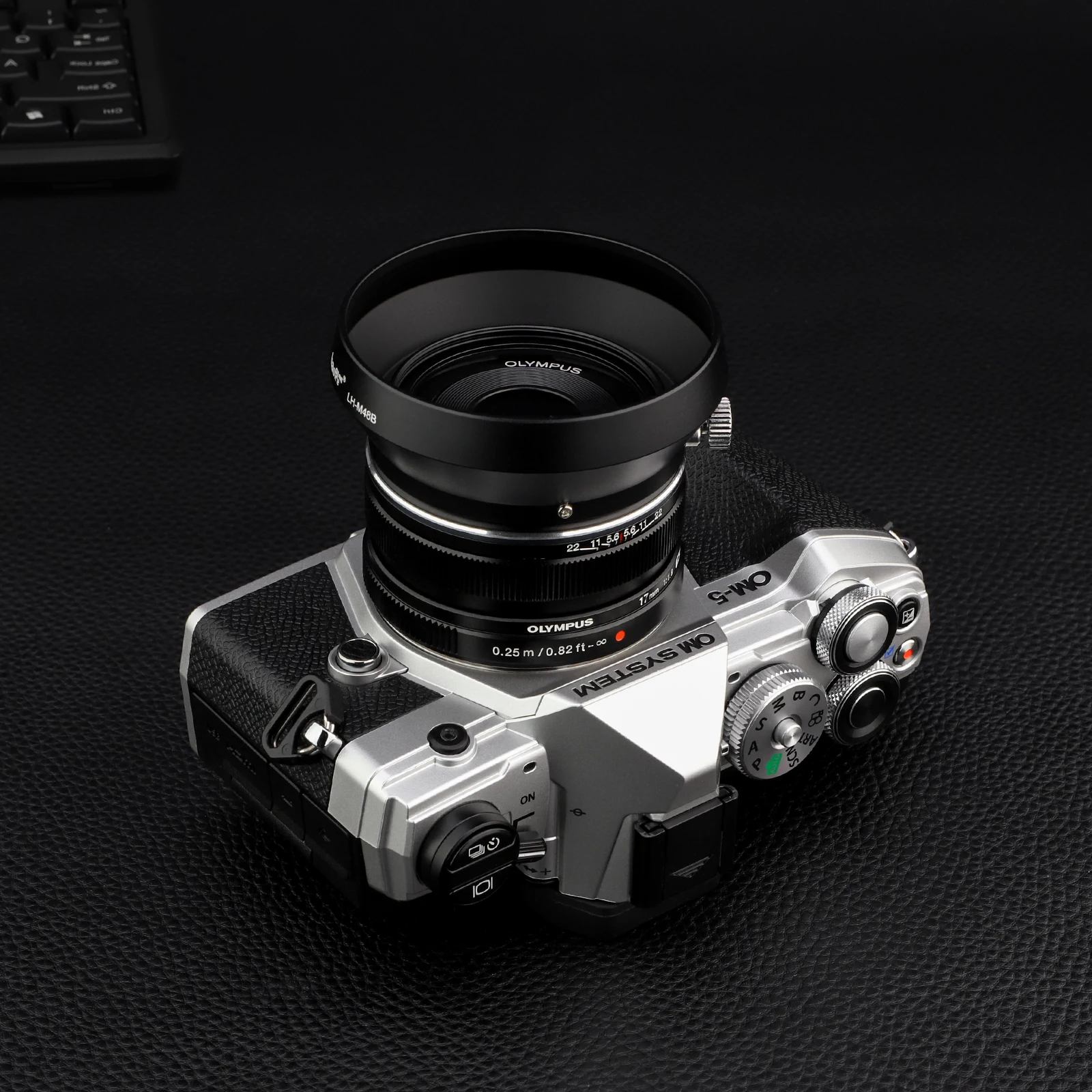 Haoge LH-M48B Metal Lens Hood Shade for Olympus M.ZUIKO Digital 17mm F/1.8 Lens Black